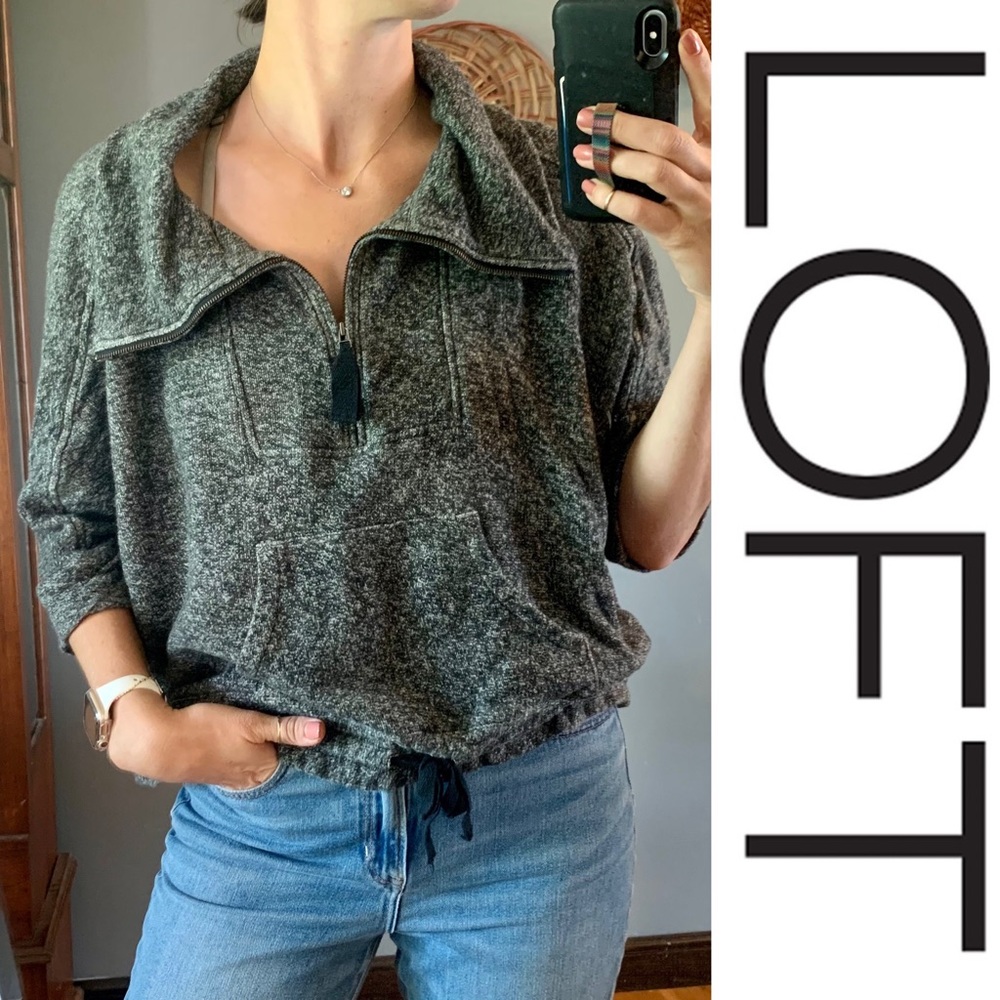 Cropped lightweight 3/4 length sleeve Sweatshirt